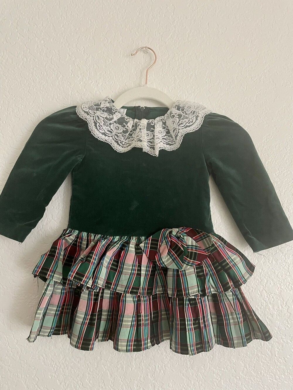 Children’s Vintage Christmas Dress 2T Velvet Plaid Lace Collar
